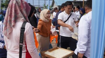 Tahu dan Tempe Rutan Kelas I Medan Laris Diborong pada Semarak Bazar Produk WBP Peringatan HBP ke-62 Kanwil Ditjenpas Sumut